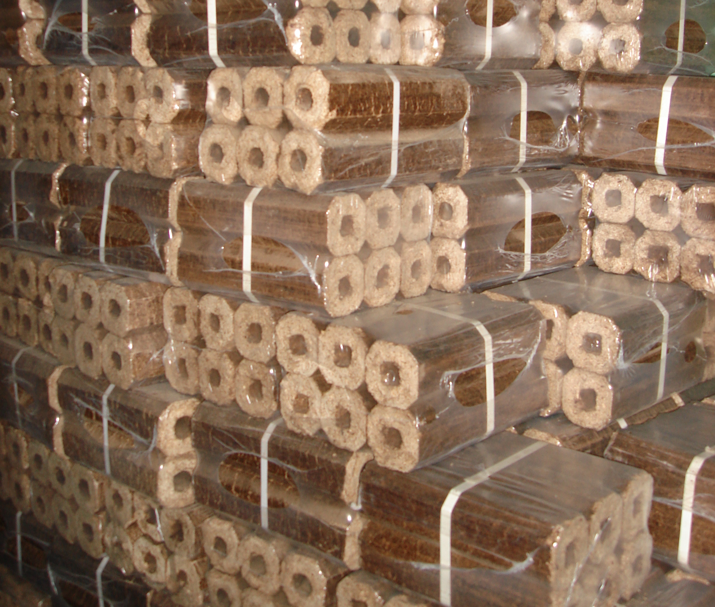 Топливные пеллеты куплю, производство древесные гранулы - Топливные .